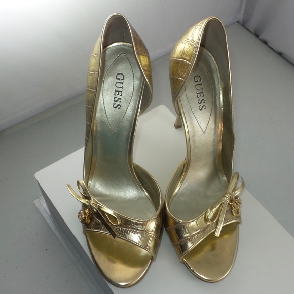 Guess by Marciano "GWENTHUSE" Stilettos - Picture 1 of 8